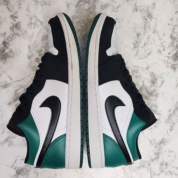 Nike Air Jordan 1 Low Mystic Green Men's 10.5 553558-113 (9/10) Pristine - Picture 2 of 11